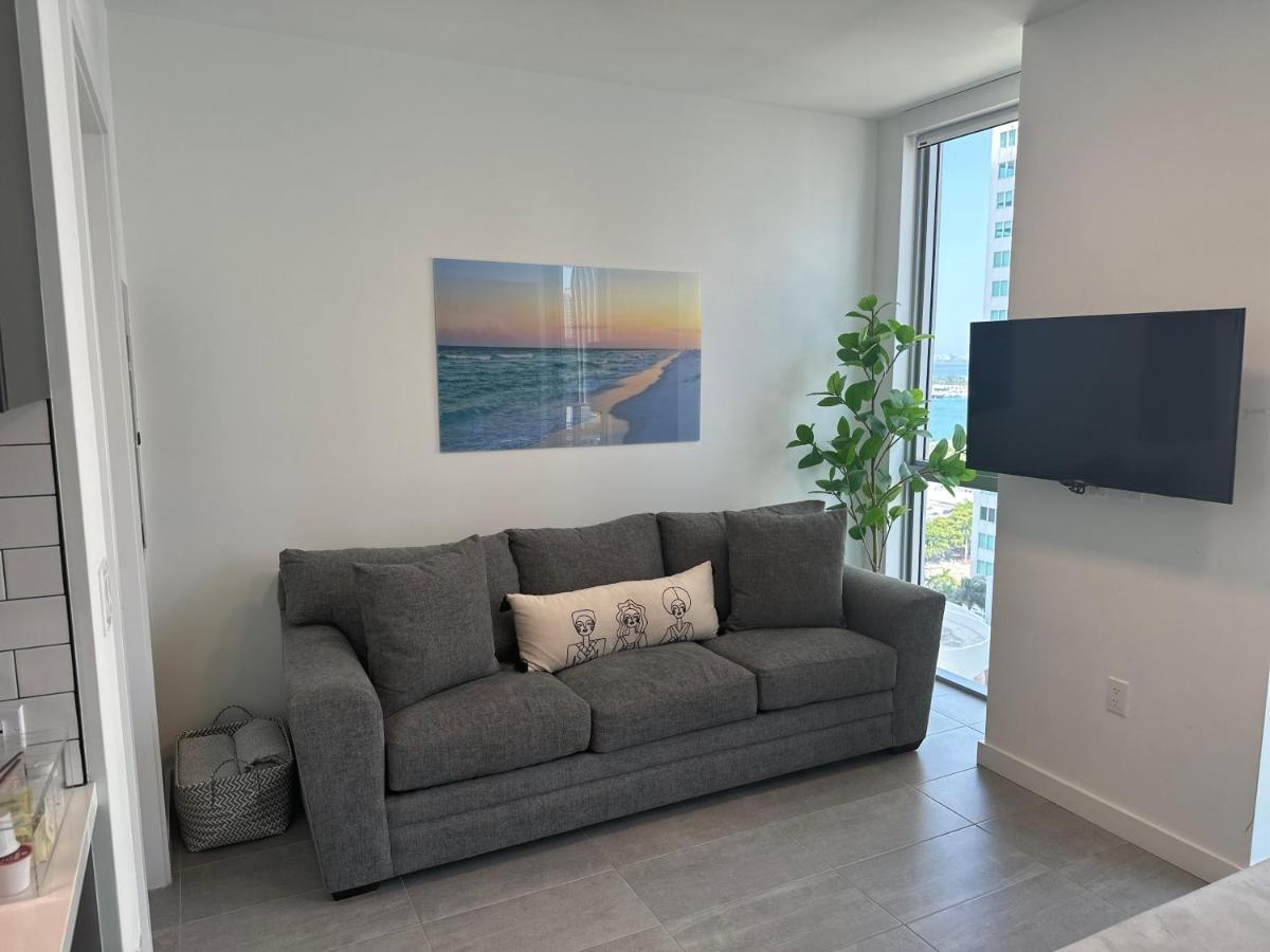 Comfortable Studio With King Bed And Queen Sofa-Bed Miami Buitenkant foto